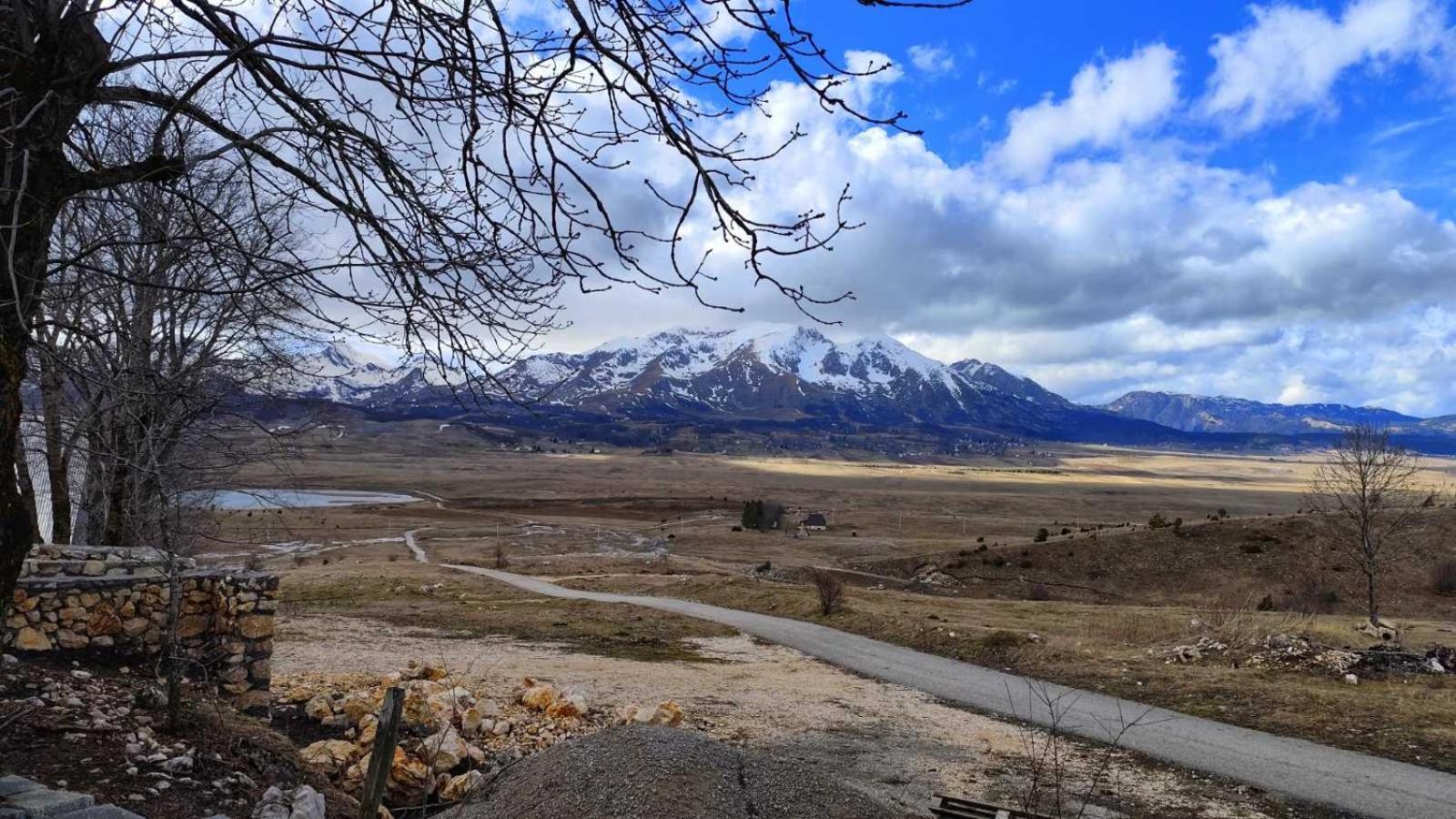 Liprosh Apartment Virpazar Bagian luar foto